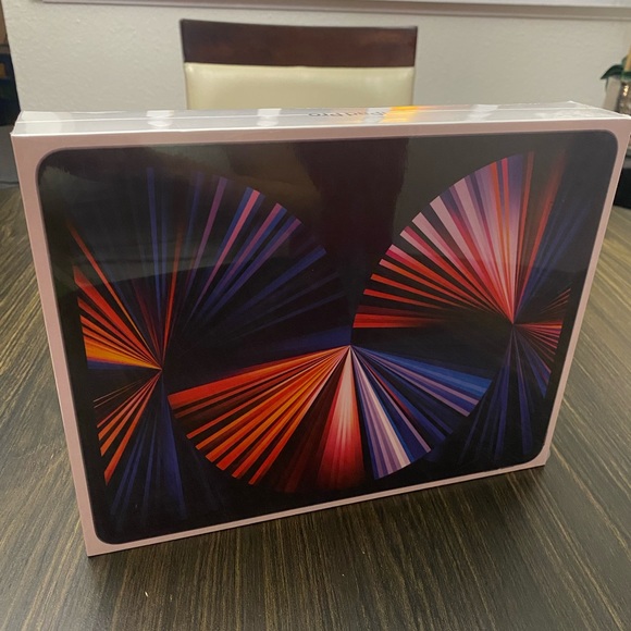 Brand new unboxed ipadpro 12-9 inch 5th generation